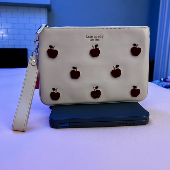 Unique NWT Kate Spade Apple Toss Flocked Pouch Wristlet - Picture 2 of 16